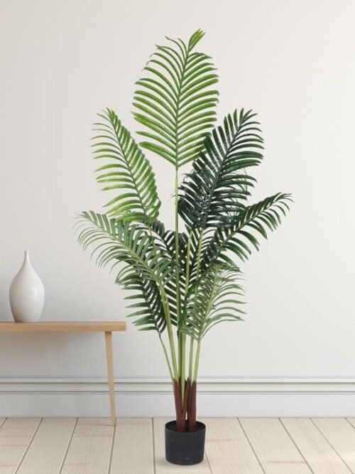 Faux Areca Palm Plant with Feathery Fronds in Vibrant Green