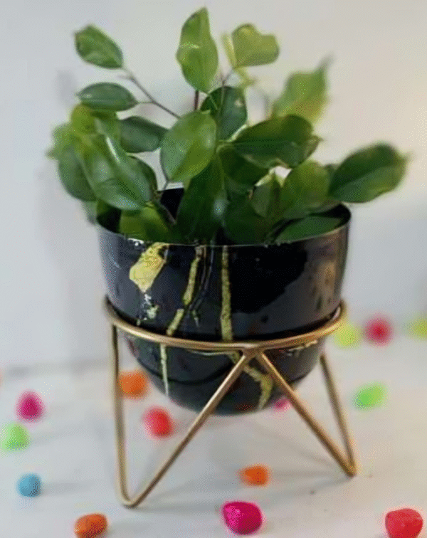 Round Metal Planter with Triangular Stand – Medium Size