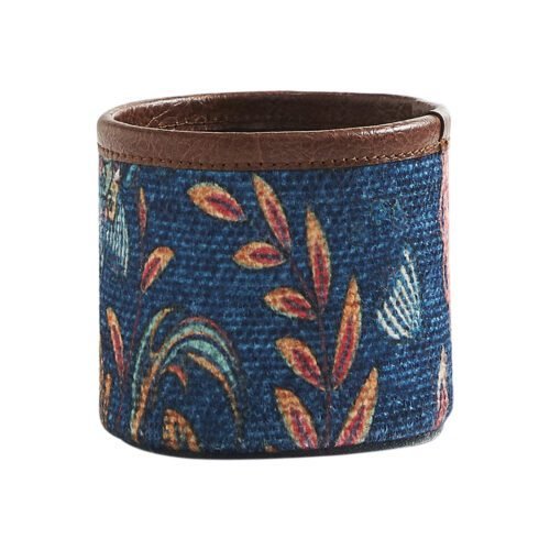 Amelia Planter Cover