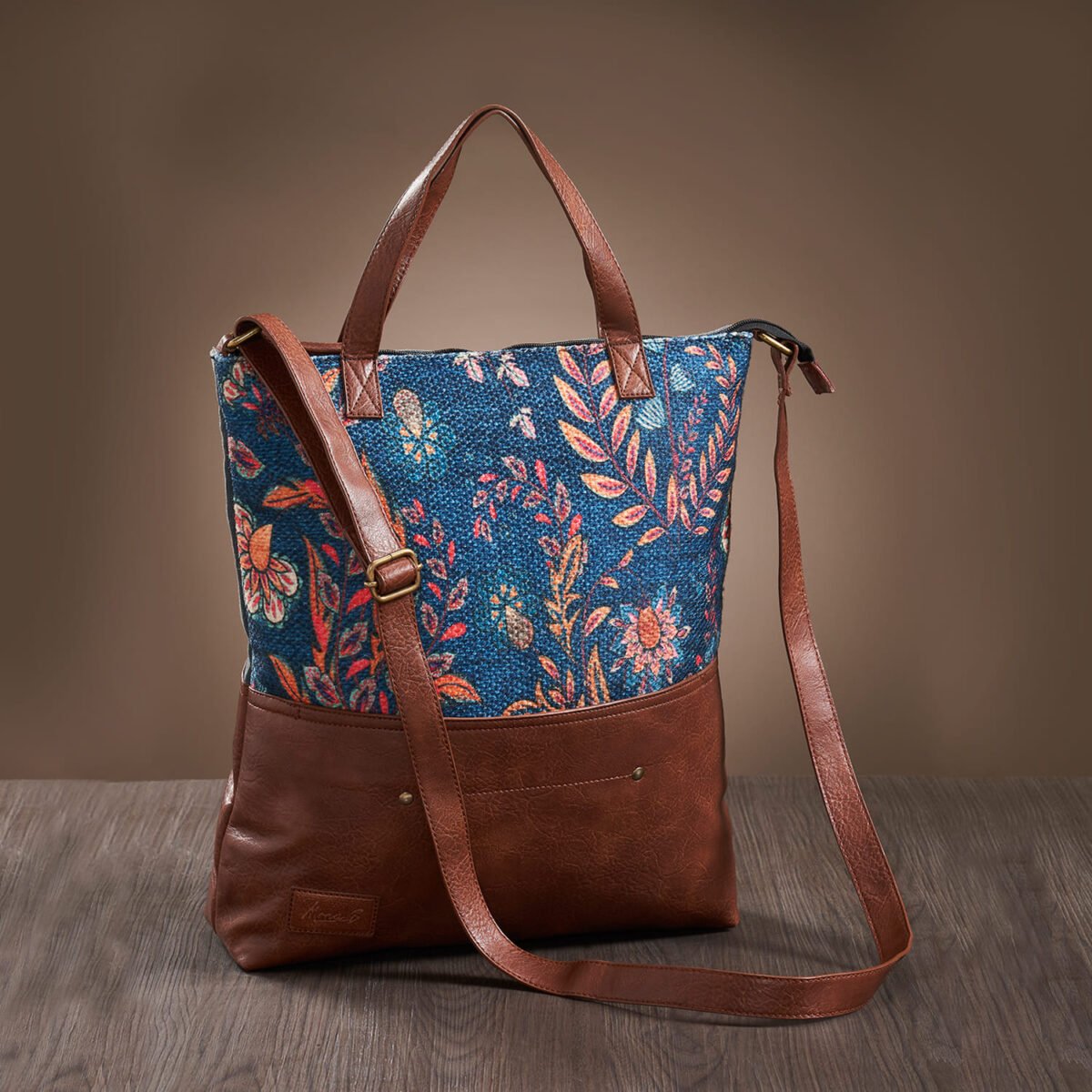 Mona B - Women's Amelia Handbag