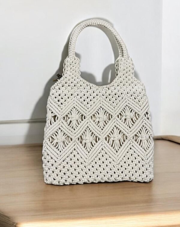 French Beauty. Macrame White Bag