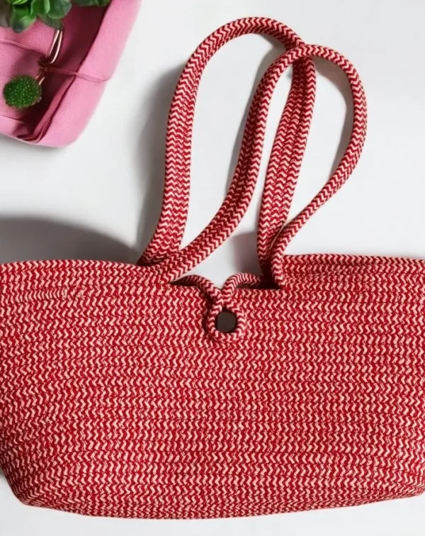 Chic meets utility with the Wannabe solid cotton tote bag for women. Features double handles and a bead lock for stylish, secure everyday carry.